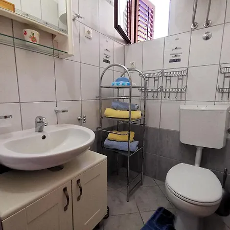 Apartman Ferienwohnung Fur 5 Personen Ca 85 Qm In Crikvenica, Kvarner Bucht Und Umgebung *